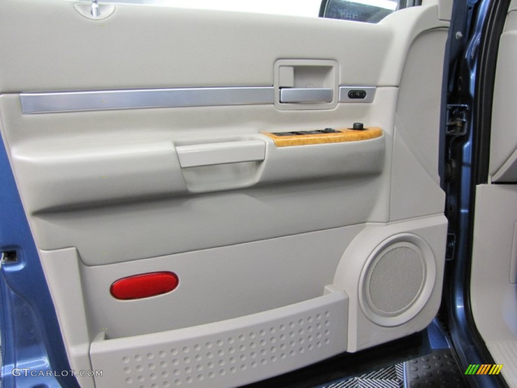 2008 Aspen Limited 4WD - Marine Blue Pearl / Light Graystone photo #16