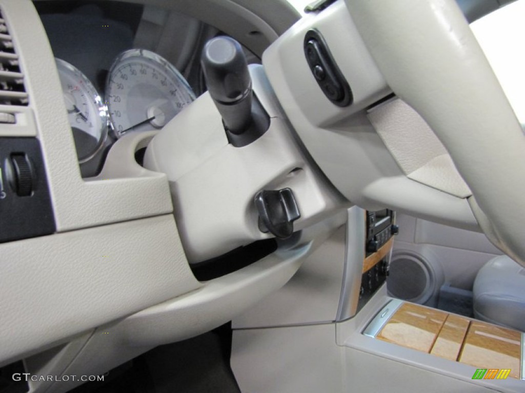 2008 Aspen Limited 4WD - Marine Blue Pearl / Light Graystone photo #25