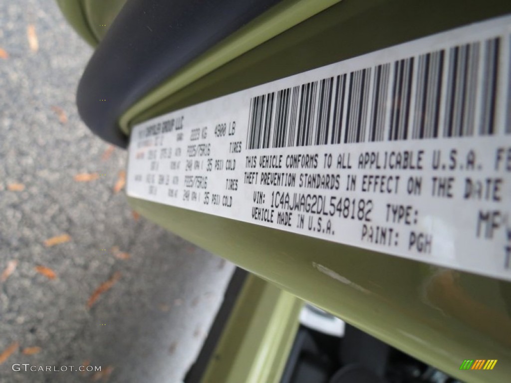 2013 Wrangler Color Code PGH for Commando Green Photo #73734995