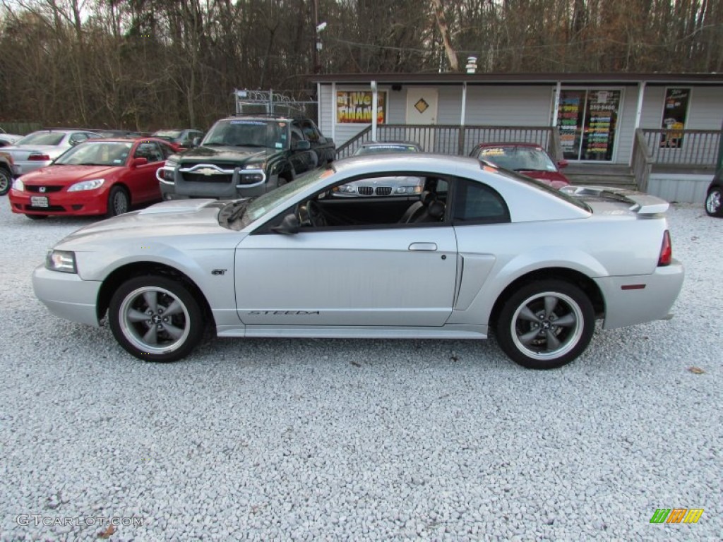 2001 Mustang GT Coupe - Silver Metallic / Dark Charcoal photo #9