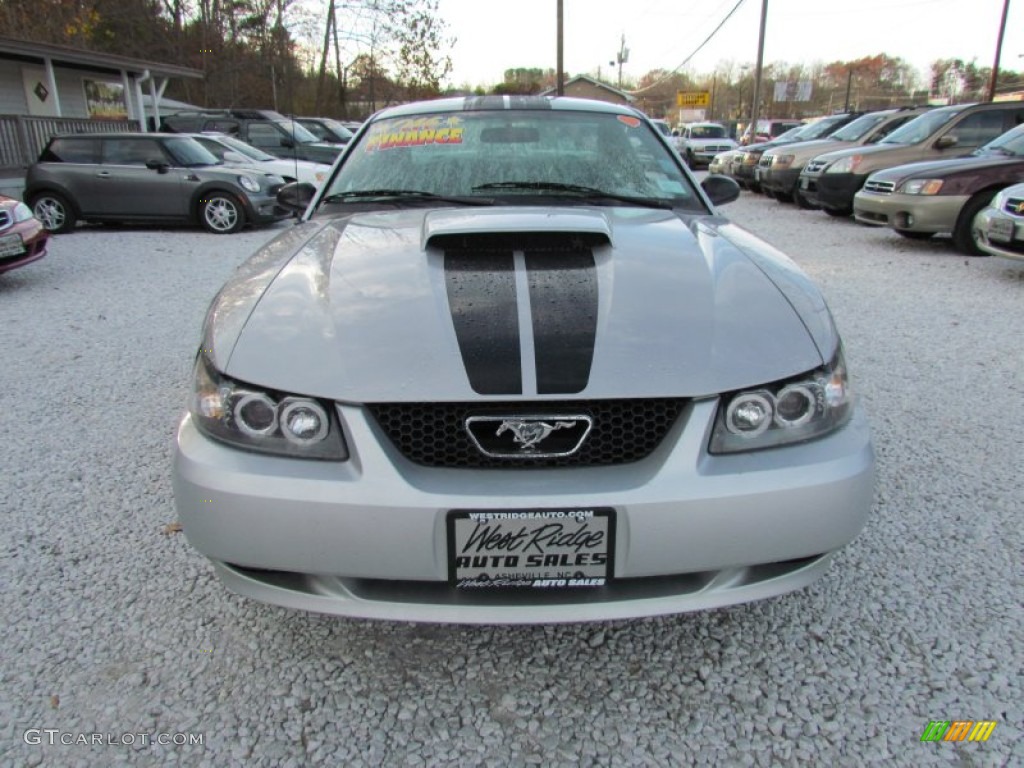2001 Mustang GT Coupe - Silver Metallic / Dark Charcoal photo #12