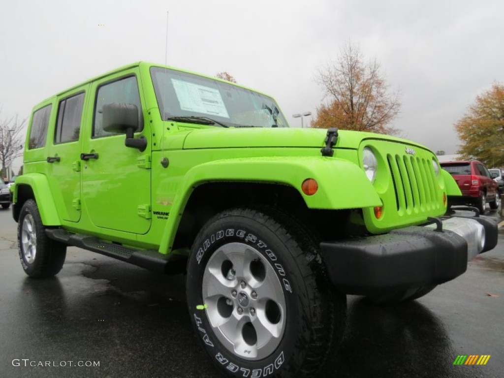 Gecko Green Pearl 2013 Jeep Wrangler Unlimited Sahara 4x4 Exterior Photo #73735570