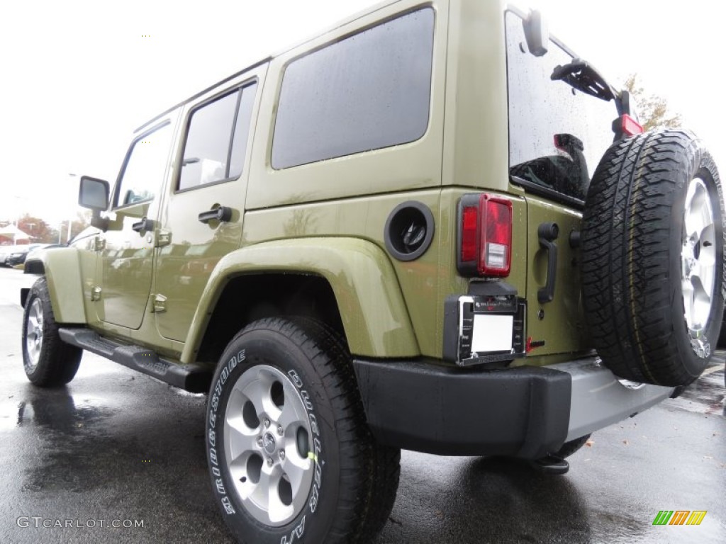 2013 Wrangler Unlimited Sahara 4x4 - Commando Green / Black photo #2