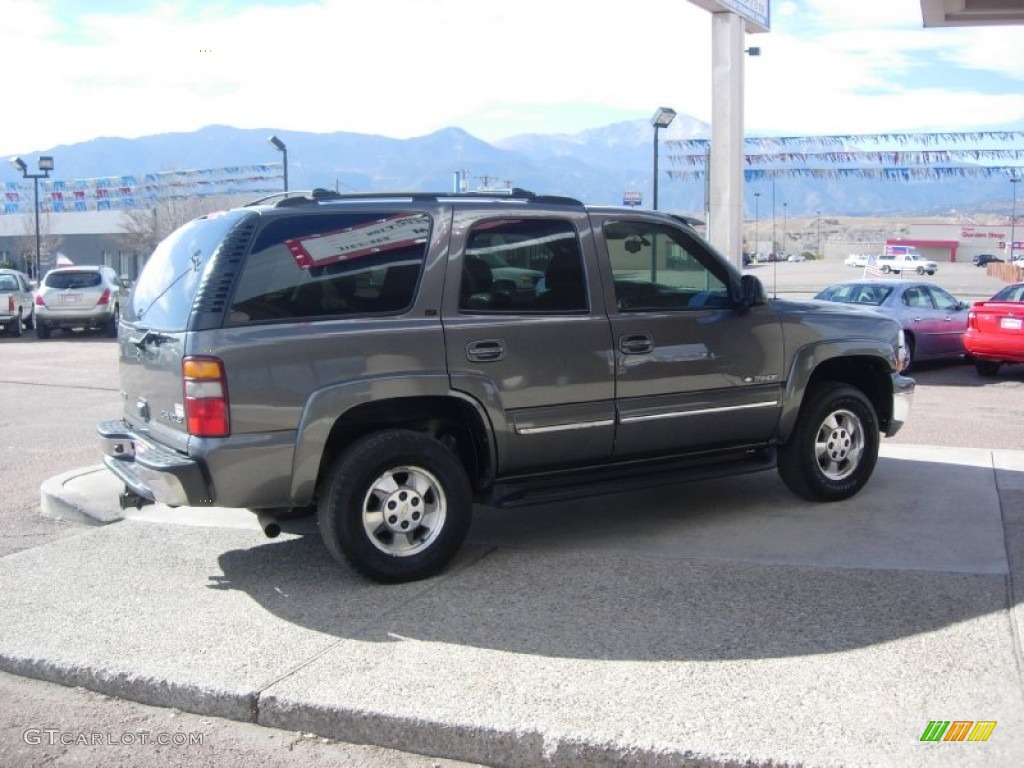 2002 Tahoe LT 4x4 - Medium Charcoal Gray Metallic / Medium Gray/Neutral photo #15