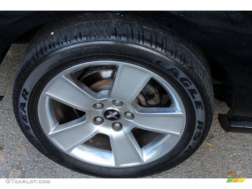 2007 Ford Mustang GT Premium Coupe Wheel Photo #73739921
