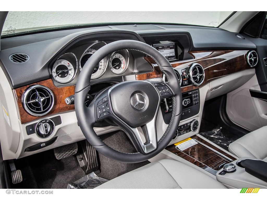 2013 Mercedes-Benz GLK 350 interior Photo #73739937
