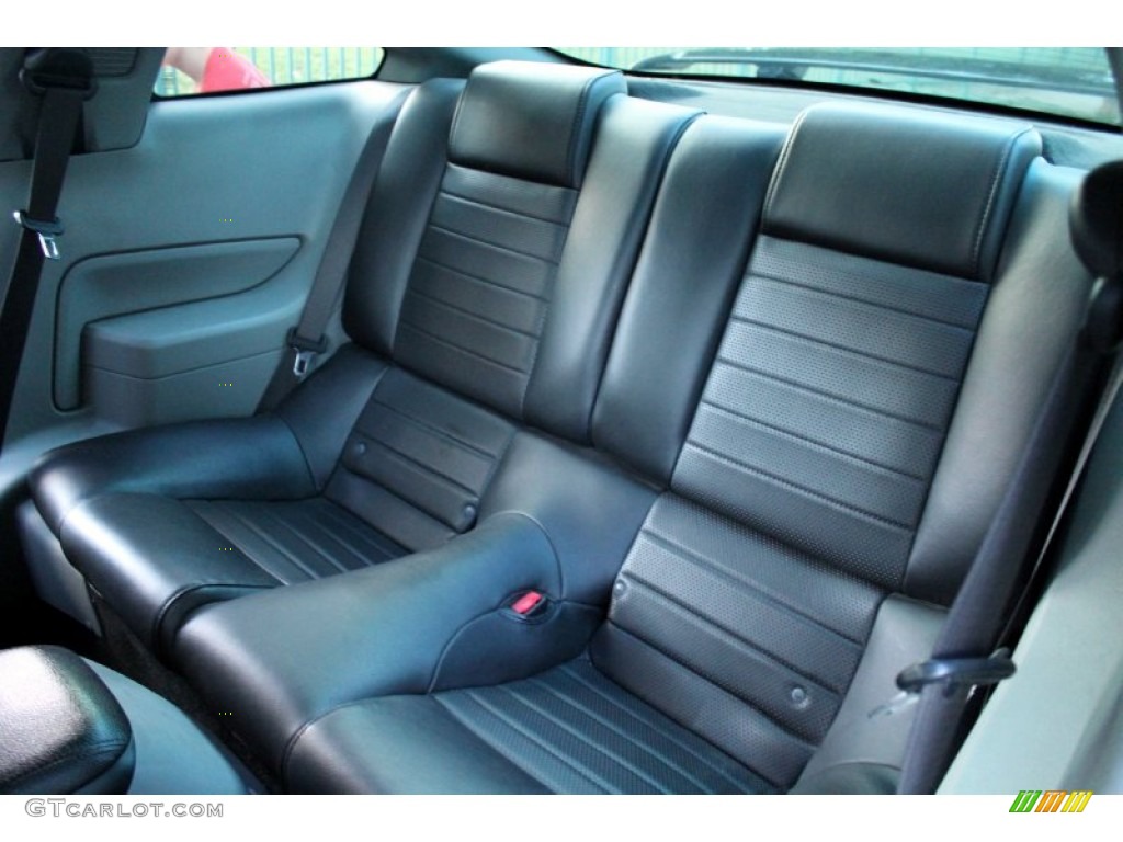 2007 Ford Mustang GT Premium Coupe Rear Seat Photo #73740212