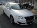 Candy White - Passat 2.0T Sedan Photo No. 2