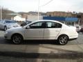Candy White - Passat 2.0T Sedan Photo No. 5