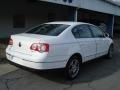 Candy White - Passat 2.0T Sedan Photo No. 8