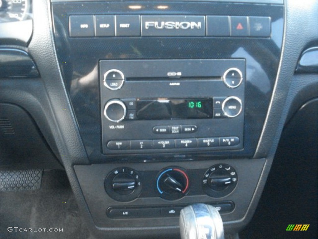 2009 Ford Fusion SE Blue Suede Controls Photo #73741891