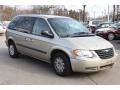 2006 Linen Gold Metallic Chrysler Town & Country   photo #3