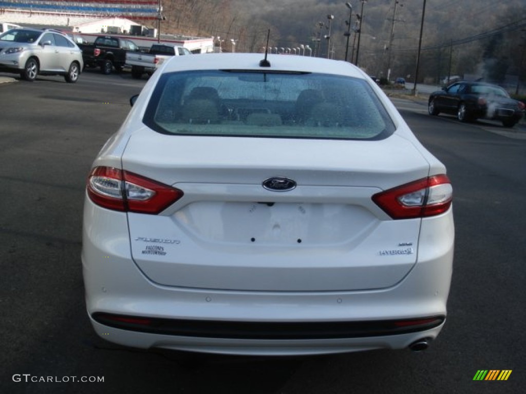 2013 Fusion Hybrid SE - White Platinum Metallic Tri-coat / Charcoal Black photo #7
