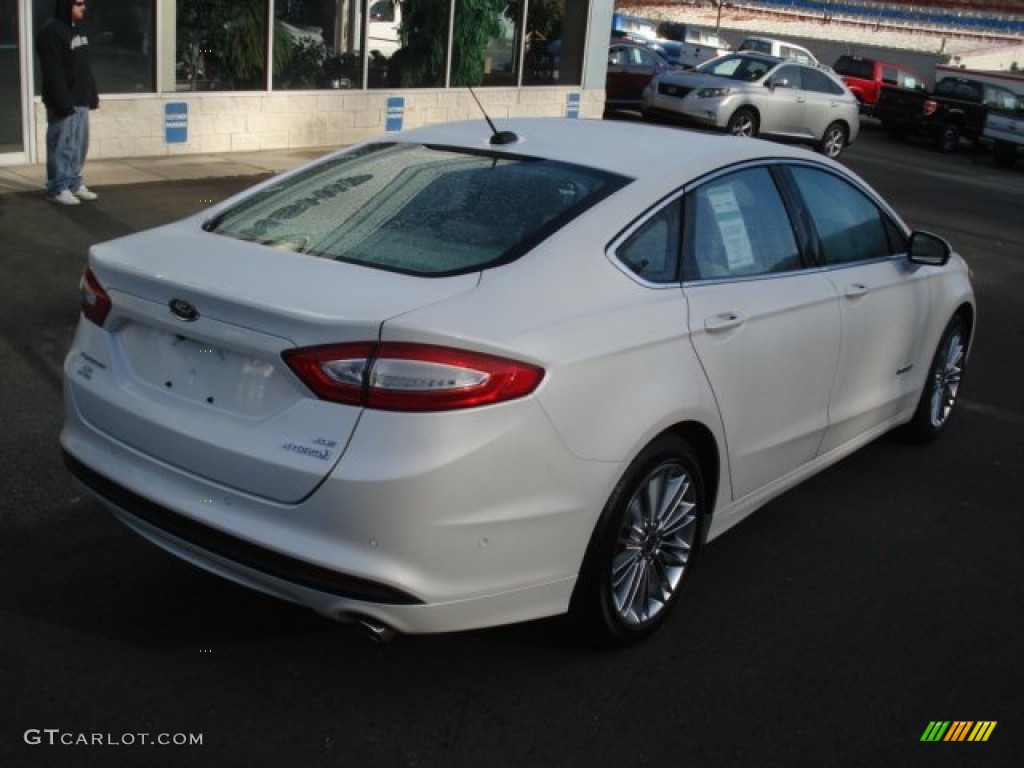 2013 Fusion Hybrid SE - White Platinum Metallic Tri-coat / Charcoal Black photo #8