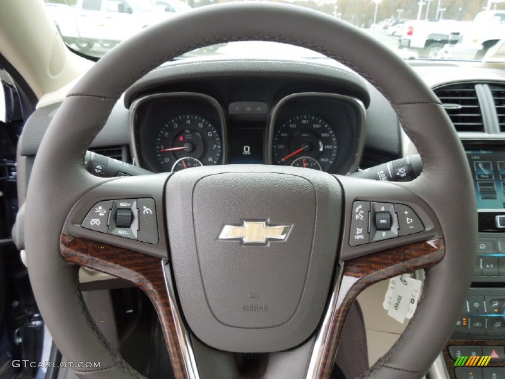 2013 Chevrolet Malibu LT Cocoa/Light Neutral Steering Wheel Photo #73745384