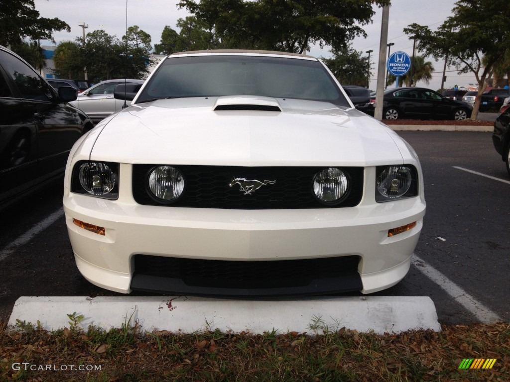 2008 Mustang GT/CS California Special Convertible - Performance White / Dark Charcoal/Medium Parchment photo #3