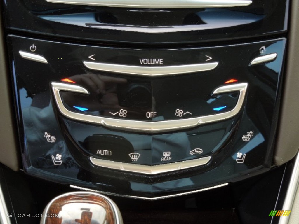 2013 Cadillac XTS Platinum FWD Controls Photo #73748876