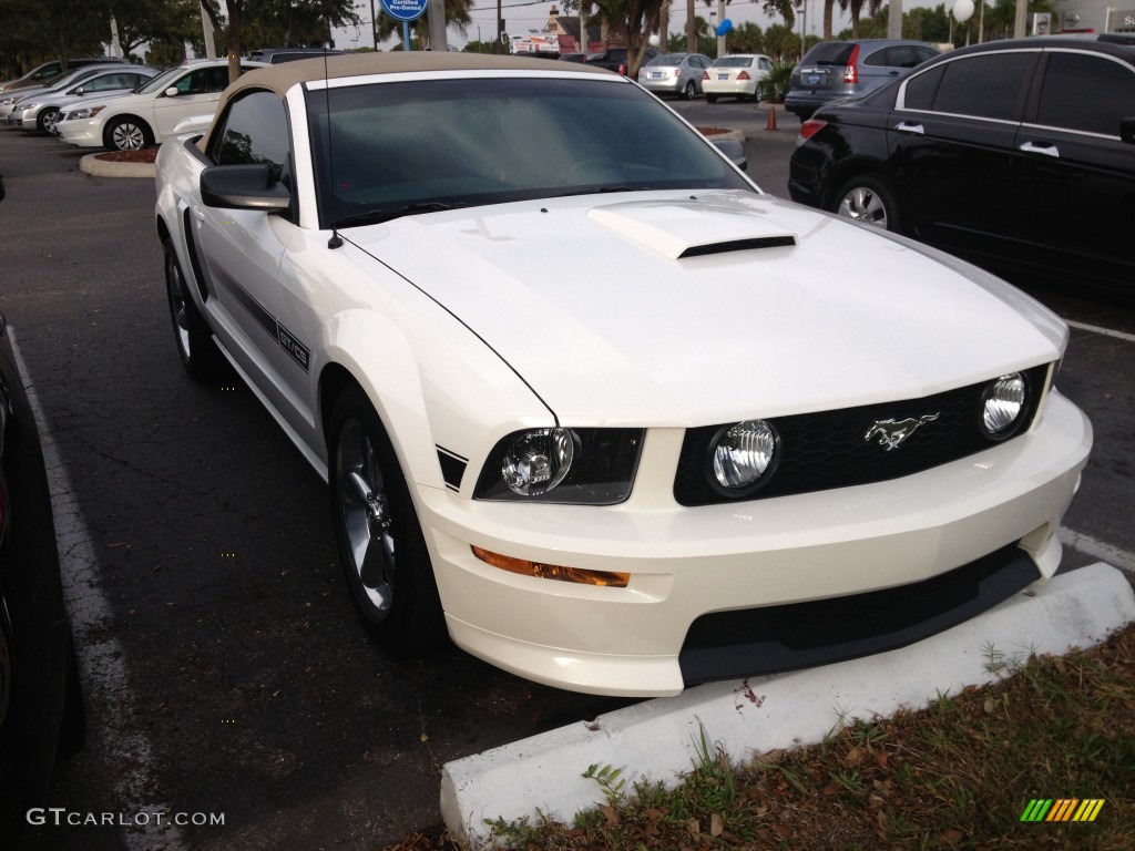 2008 Mustang GT/CS California Special Convertible - Performance White / Dark Charcoal/Medium Parchment photo #4