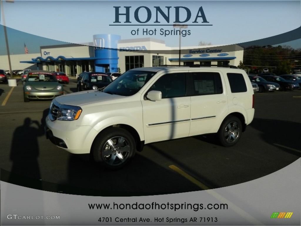 White Diamond Pearl Honda Pilot