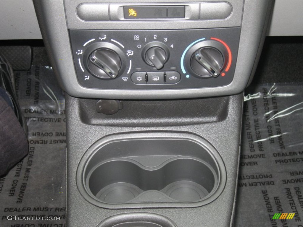 2008 Chevrolet Cobalt LT Coupe Controls Photo #73752815