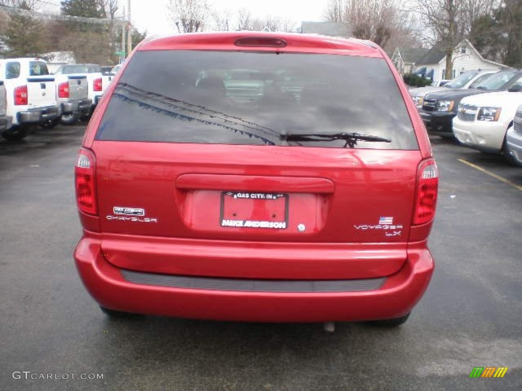 2002 Voyager LX - Inferno Red Pearl / Sandstone photo #17