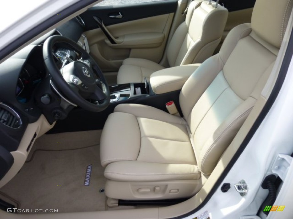 2013 Nissan Maxima 3.5 SV Premium Front Seat Photos