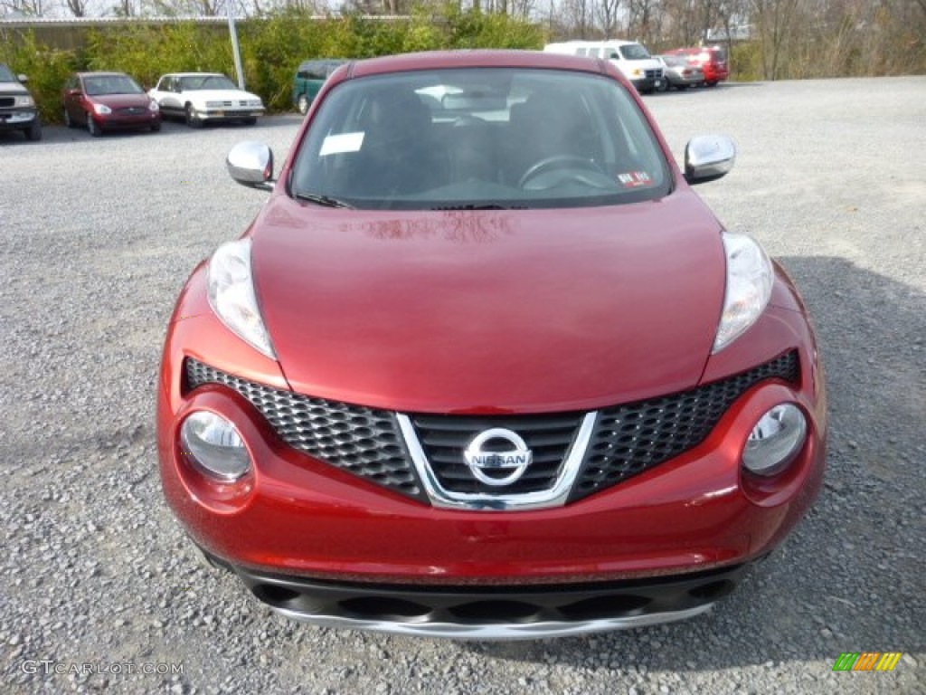 2013 Juke S AWD - Cayenne Red / Black/Silver Trim photo #2