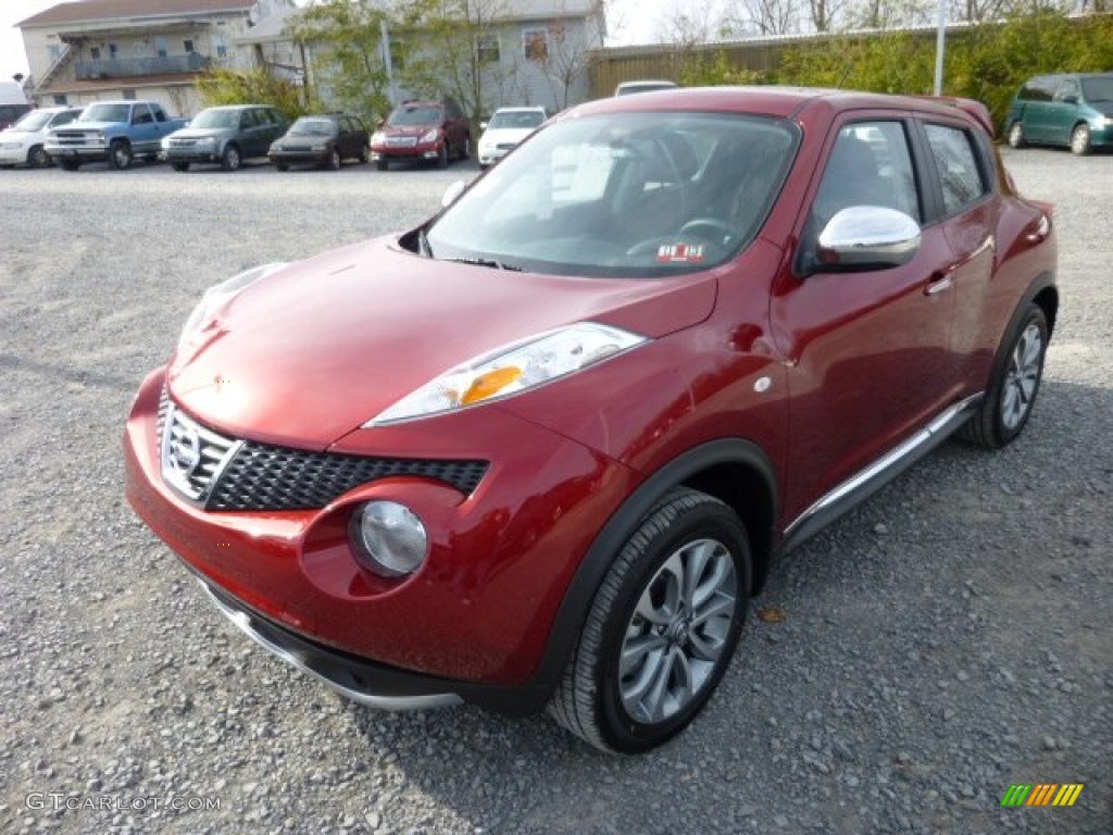 2013 Juke S AWD - Cayenne Red / Black/Silver Trim photo #3