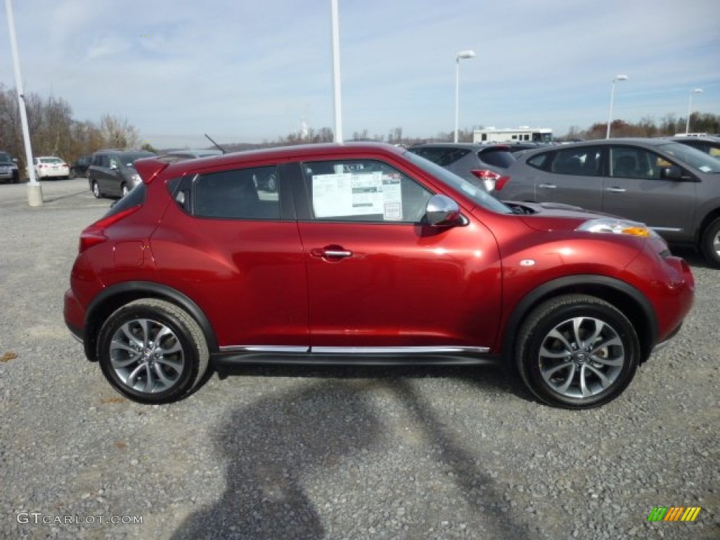 2013 Juke S AWD - Cayenne Red / Black/Silver Trim photo #8