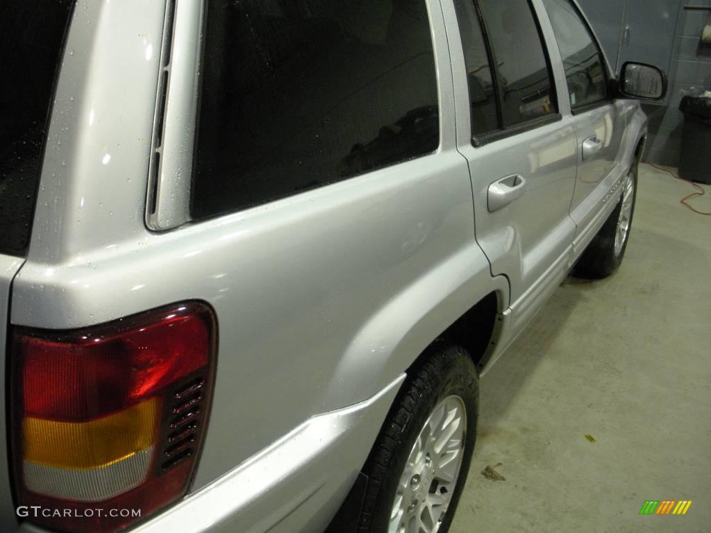 2002 Grand Cherokee Limited 4x4 - Bright Silver Metallic / Dark Slate Gray photo #5