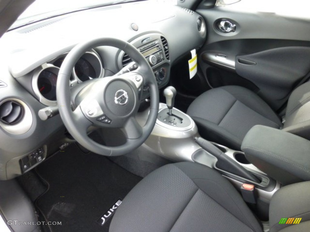 Black/Silver Trim Interior 2013 Nissan Juke S AWD Photo #73758001