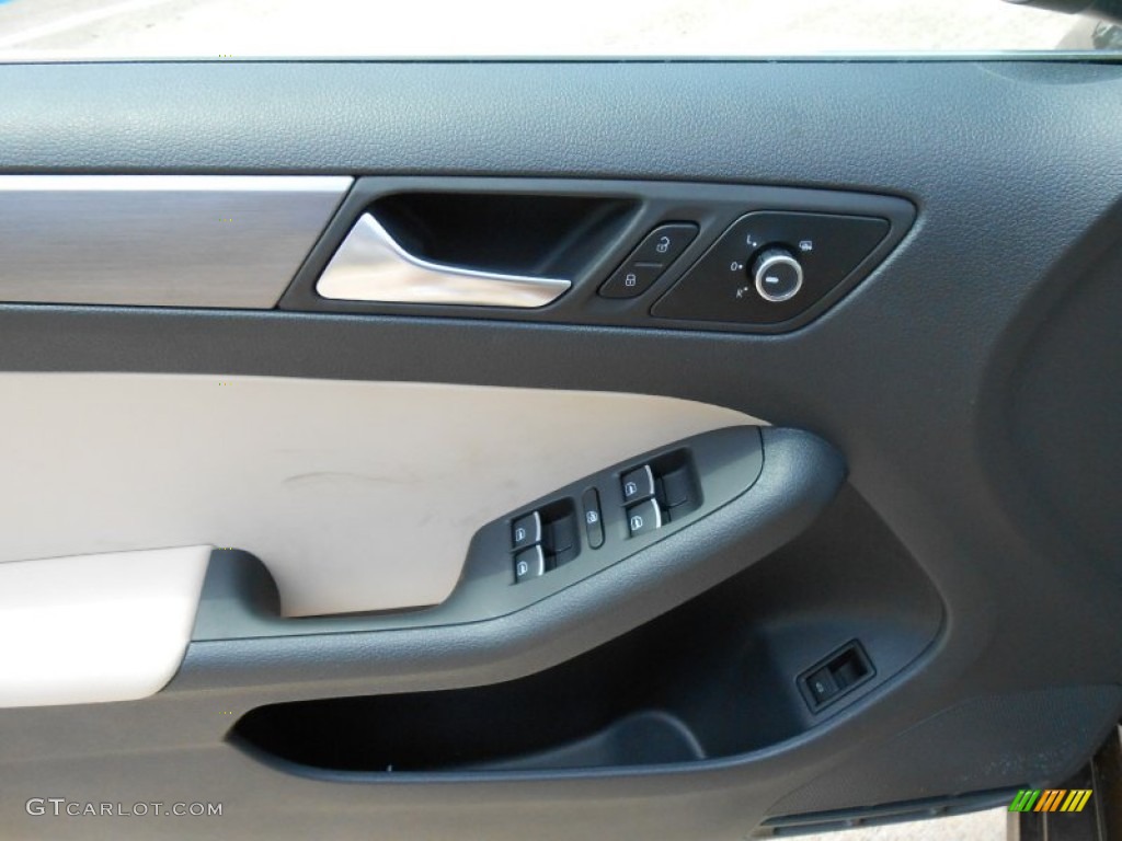 2013 Volkswagen Jetta TDI Sedan Cornsilk Beige Door Panel Photo #73760138