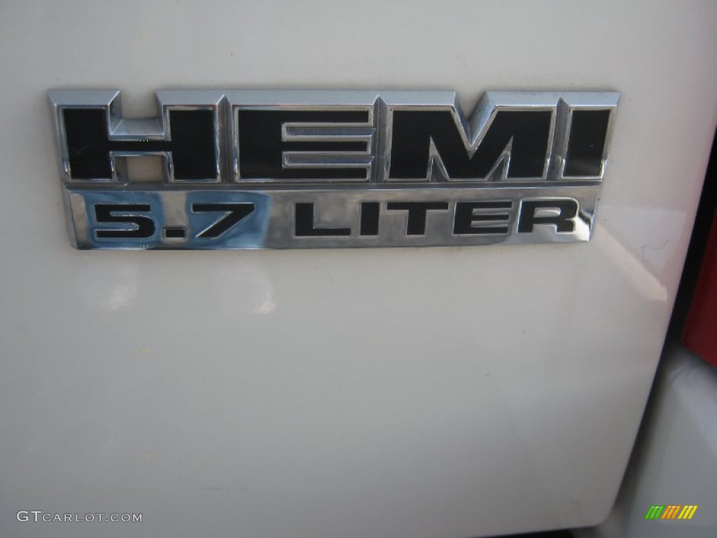 2007 Aspen Limited HEMI 4WD - Cool Vanilla White / Dark Khaki/Light Graystone photo #25