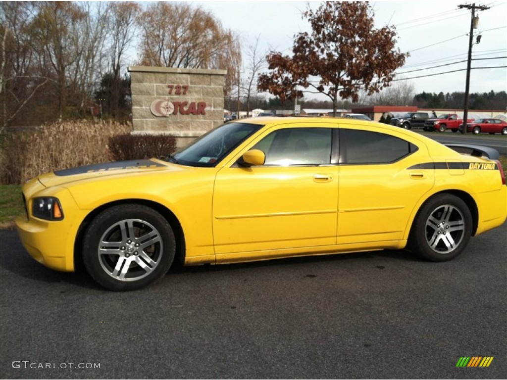 2006 Charger R/T Daytona - Top Banana Yellow / Dark Slate Gray/Light Graystone photo #1