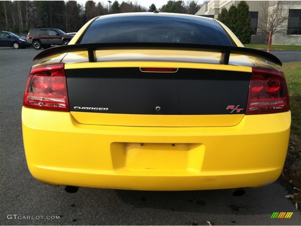 Top Banana Yellow 2006 Dodge Charger R/T Daytona Exterior Photo #73761181