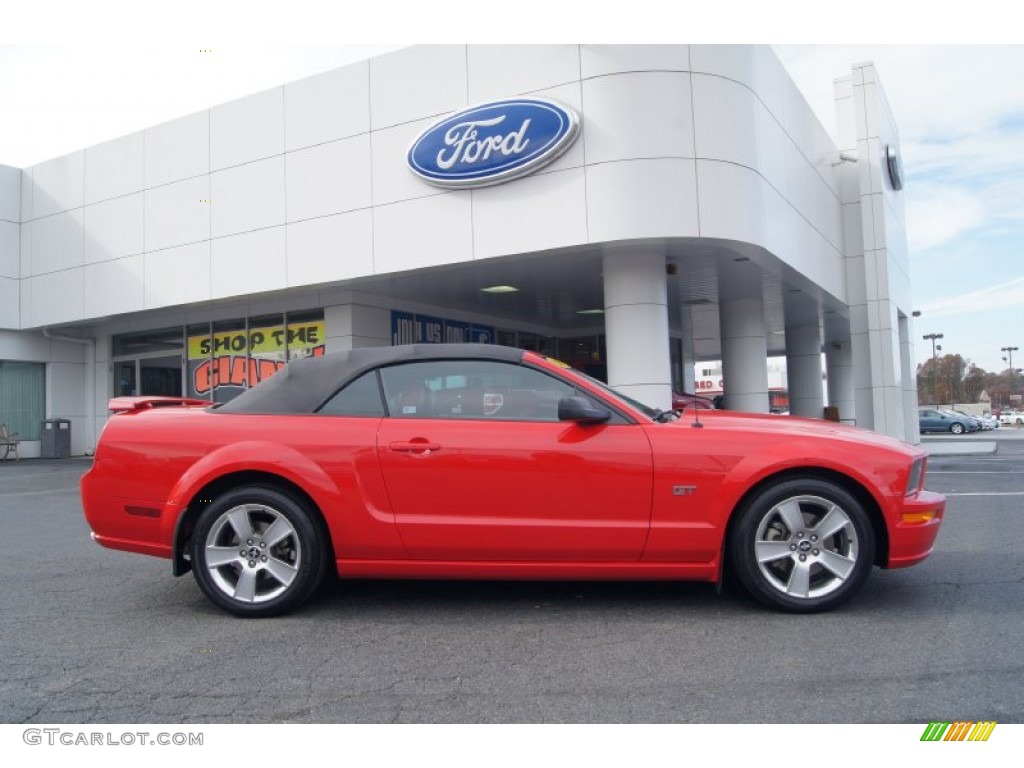 2007 Mustang GT Premium Convertible - Torch Red / Black/Red photo #2