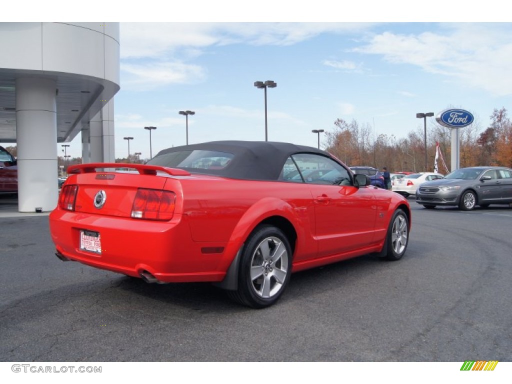 2007 Mustang GT Premium Convertible - Torch Red / Black/Red photo #3