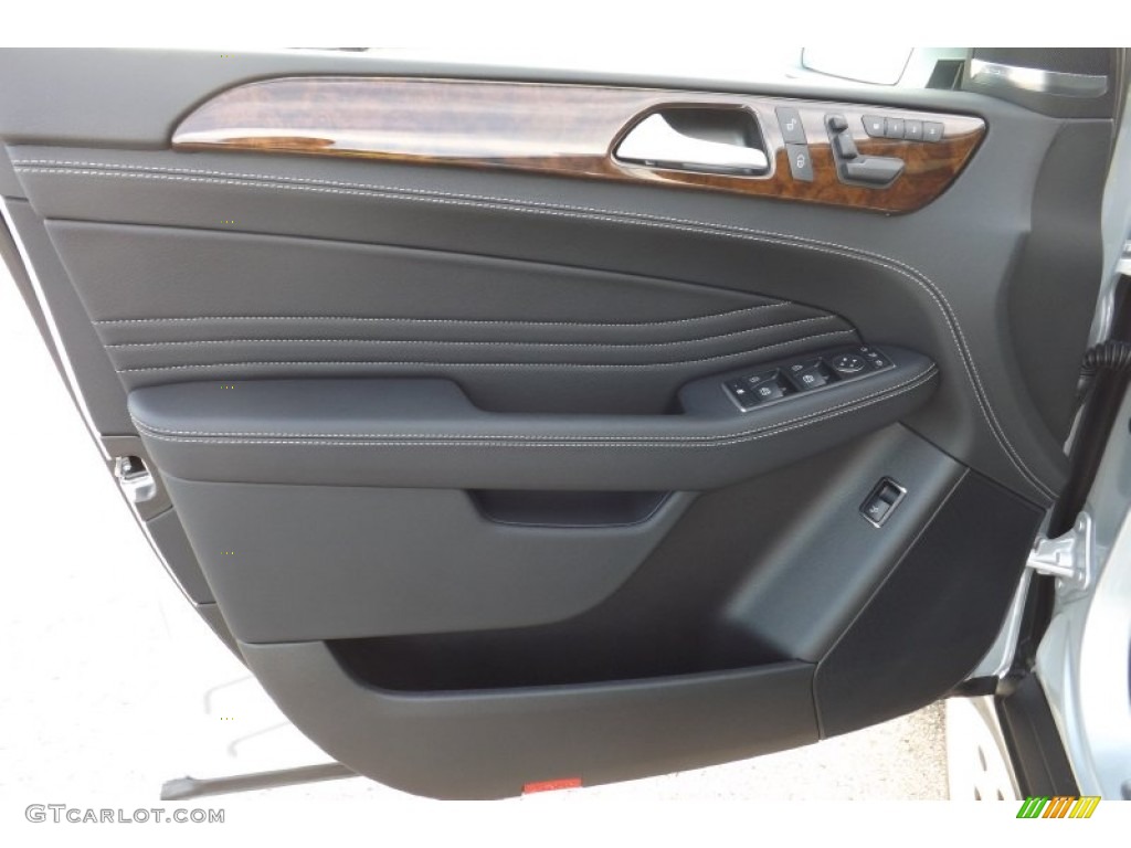 2013 Mercedes-Benz ML 550 4Matic Black Door Panel Photo #73763234
