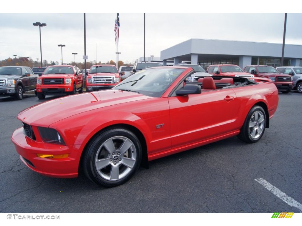 2007 Mustang GT Premium Convertible - Torch Red / Black/Red photo #31