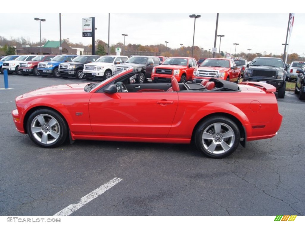 2007 Mustang GT Premium Convertible - Torch Red / Black/Red photo #32