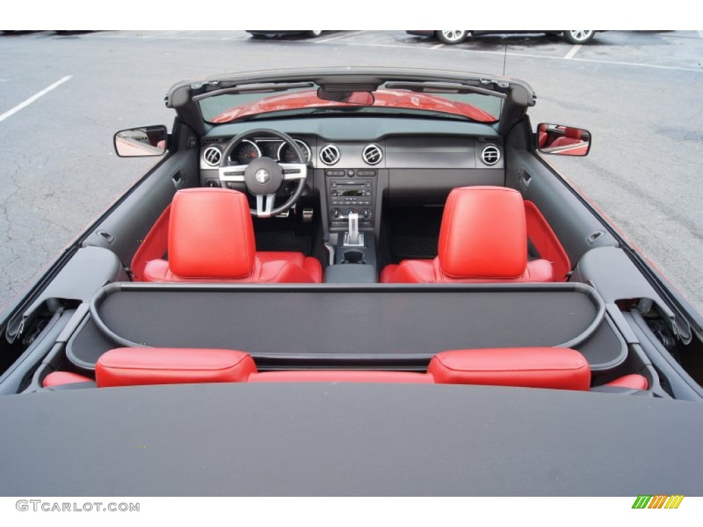 2007 Mustang GT Premium Convertible - Torch Red / Black/Red photo #34