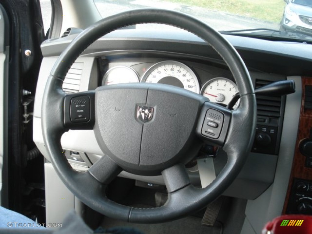 2007 Dodge Durango SLT 4x4 Dark Slate Gray/Light Slate Gray Steering Wheel Photo #73763639
