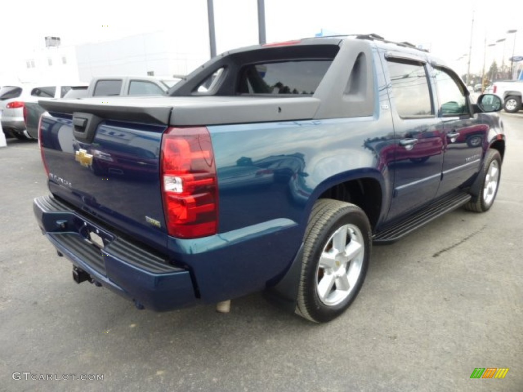 2007 Avalanche LTZ 4WD - Bermuda Blue Metallic / Dark Titanium/Light Titanium photo #6