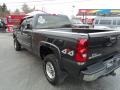 2003 Dark Gray Metallic Chevrolet Silverado 2500HD LS Crew Cab 4x4  photo #32