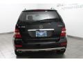 Black - ML 350 4Matic Photo No. 4