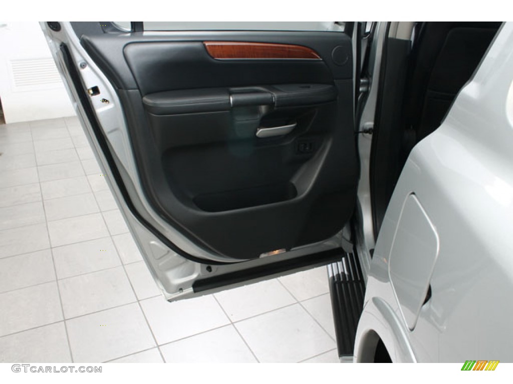 2010 Infiniti QX 56 4WD Graphite Door Panel Photo #73769536