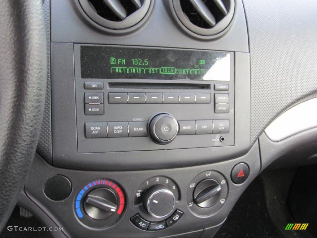 2010 Aveo LT Sedan - Black Granite / Charcoal photo #15