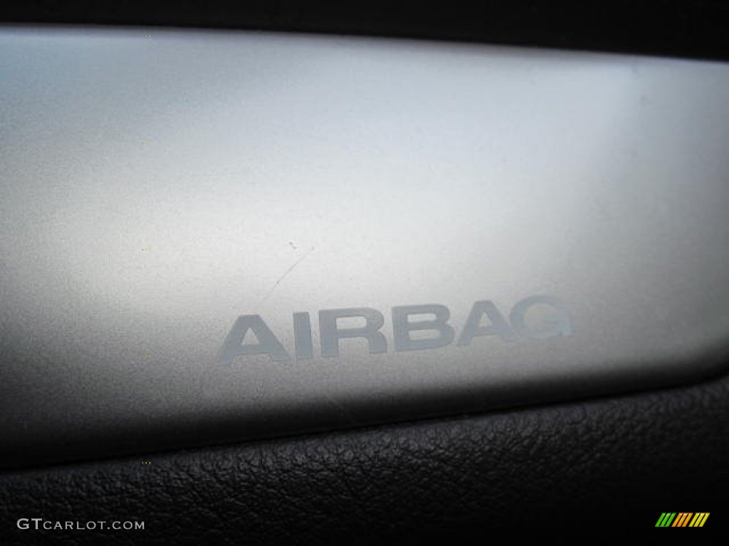 2010 Aveo LT Sedan - Black Granite / Charcoal photo #20
