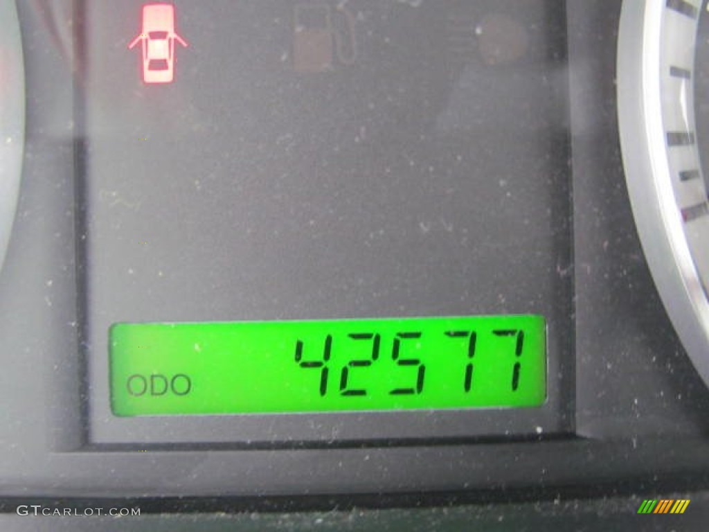 2010 Aveo LT Sedan - Black Granite / Charcoal photo #25