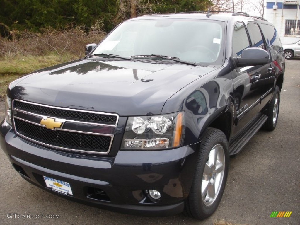 2013 Suburban LT 4x4 - Blue Ray Metallic / Ebony photo #1